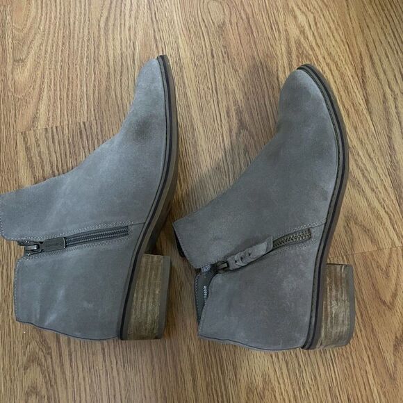 BLONDO neutral suede leather tan side zip waterproof ankle boots size US 9.5 - Picture 8 of 9